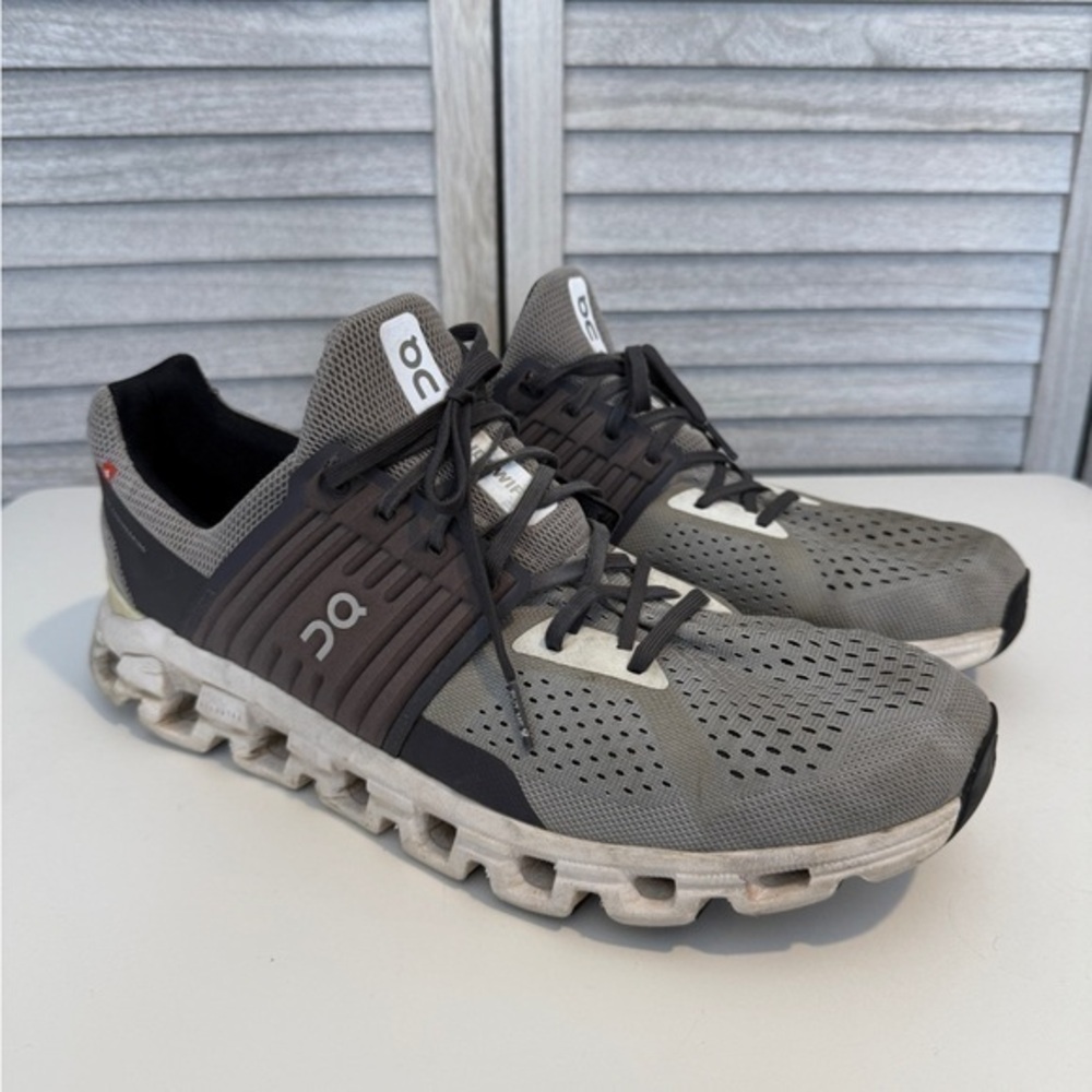 On Cloud Swift Men’s Sneakers Size 13